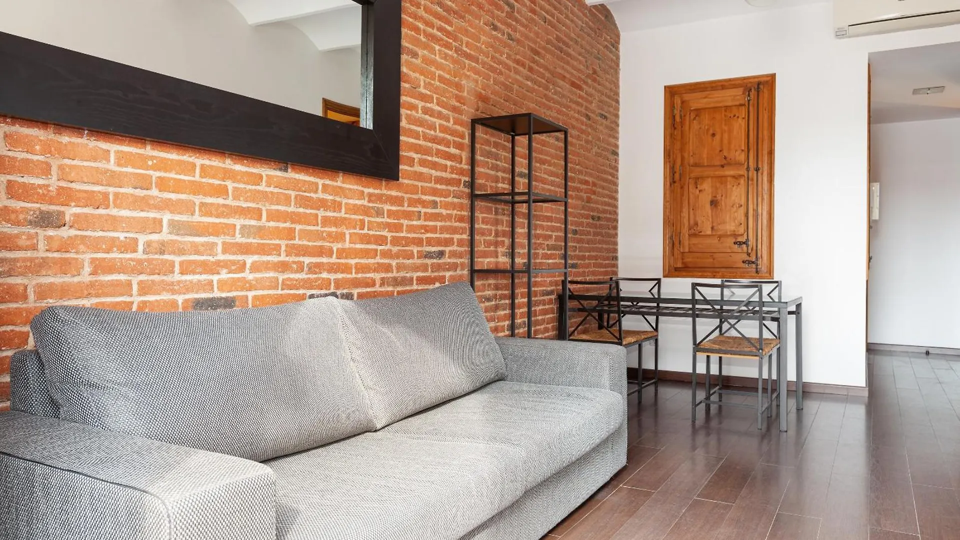 Eixample Sagrada Familia Apartments II Βαρκελώνη 0*,