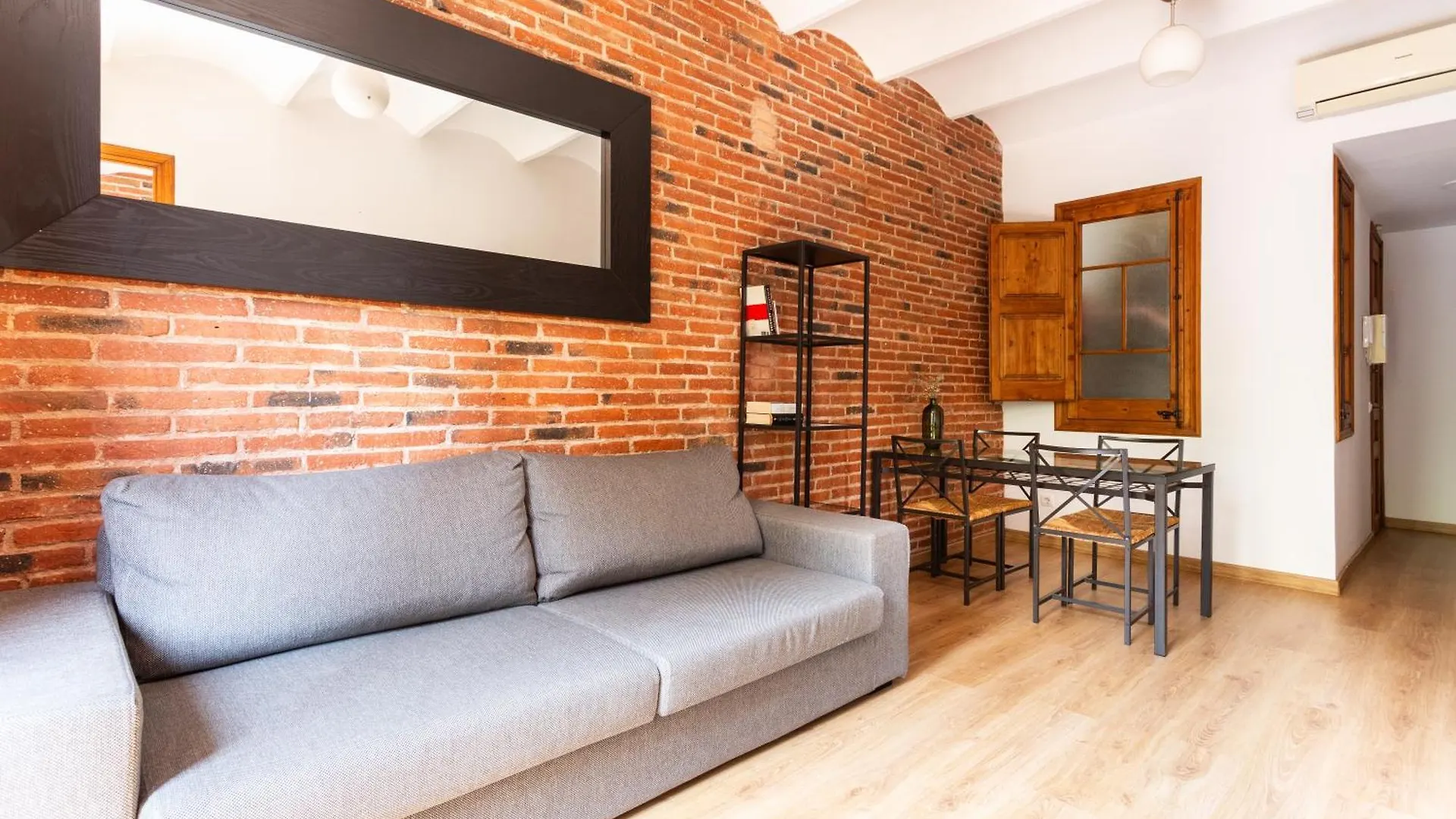 Eixample Sagrada Familia Apartments II Βαρκελώνη