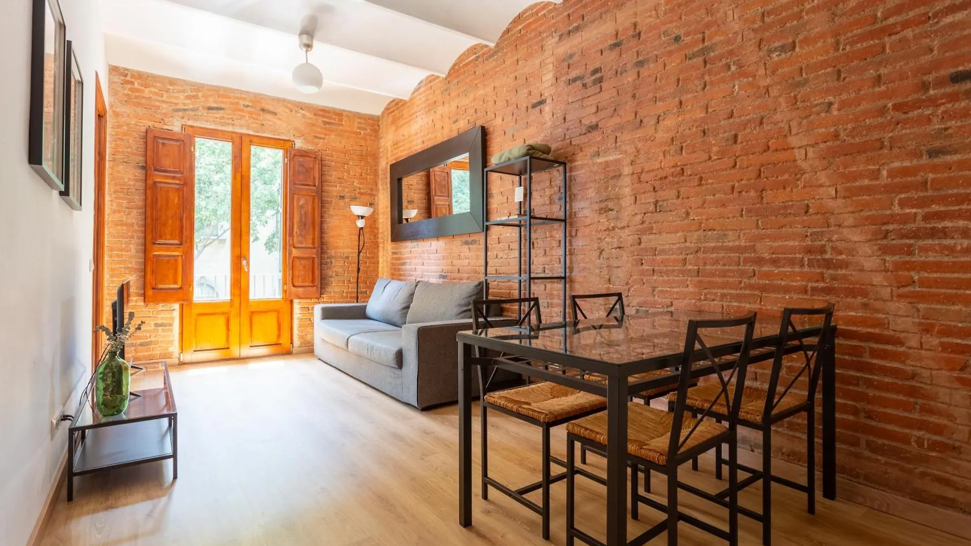 Eixample Sagrada Familia Apartments II Βαρκελώνη 0*,
